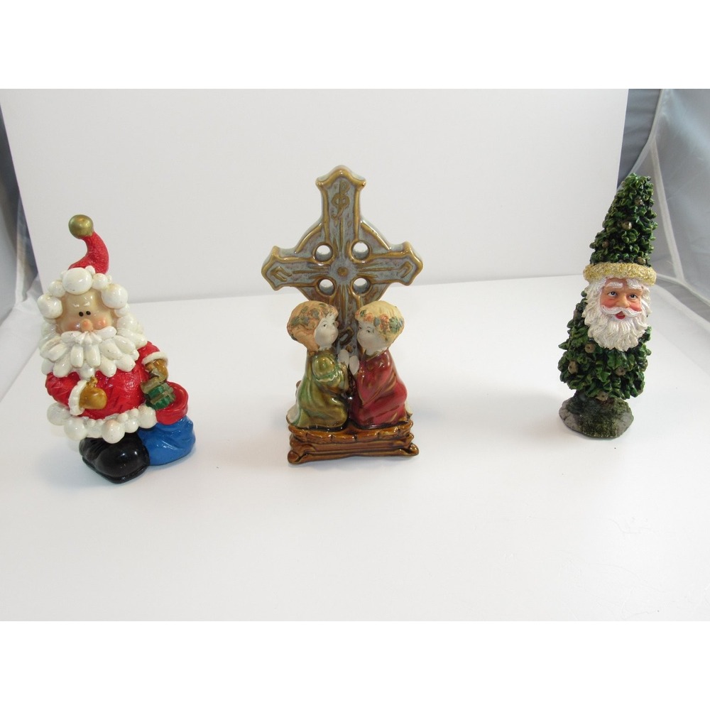 Greenbrier Santa Tree Figurine & Praying Children Cross Christmas Decor